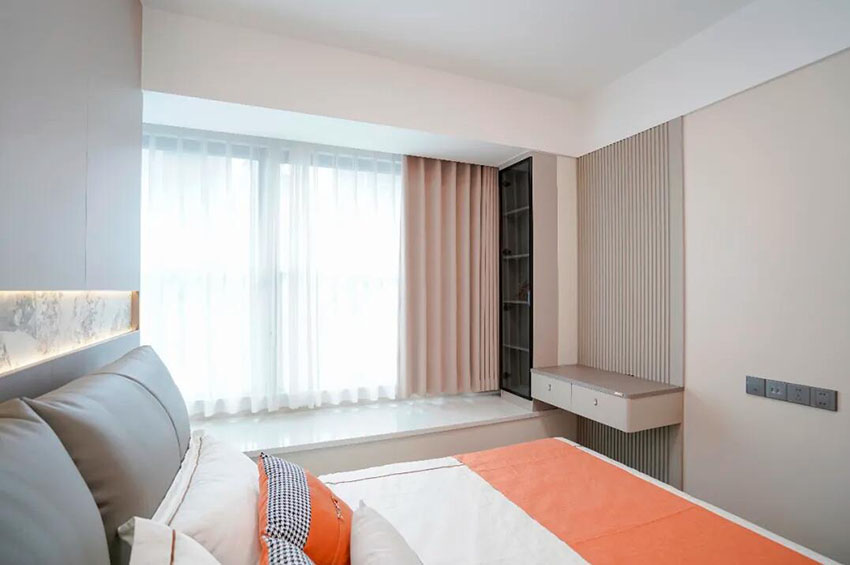 東莞這個中小戶型絕了！從明亮客廳到時尚開放餐廚區(qū)的完美融合！